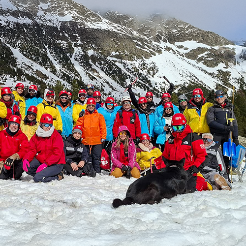 Simula��o | Estudantes da FMUP foram ao cora��o dos Pirin�us aprender a salvar vidas
