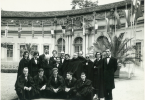 Foto de membros do Teatro Universitrio do Porto