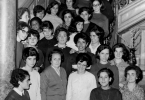 cone de foto de Estudantes do Lar Universitrio Feminino - Outubro, 1966