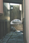 Fotografia do Postigo do Carvo da muralha gtica do Porto / Photo of Postigo do Carvo of the Gothic Walls of Porto