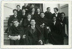 Foto de membros do Teatro Universitrio do Porto