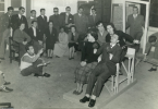 Foto de membros do Teatro Universitrio do Porto